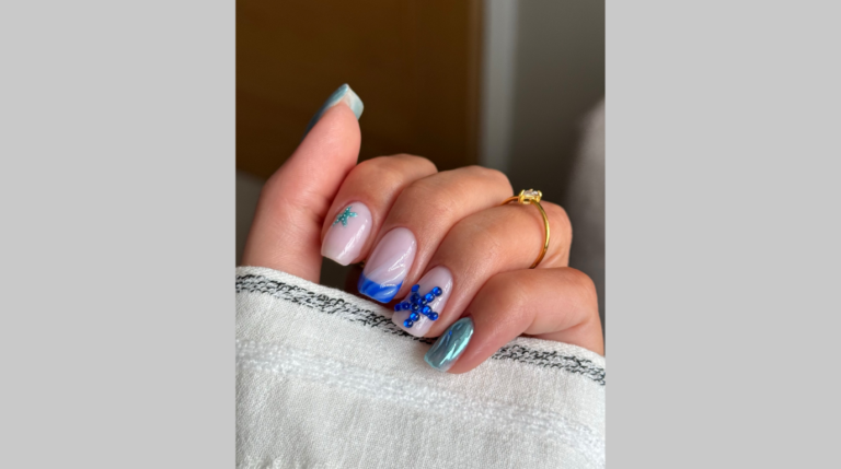 14 Chic Surfside Nails for Your Next Seaside Vacation