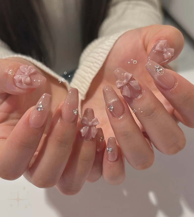 August Bow Accent Nails: The Feminine Nail Trend Perfect for Summer 2026